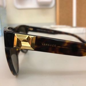 Versace Round Tortoiseshell Acetate Sunglasses